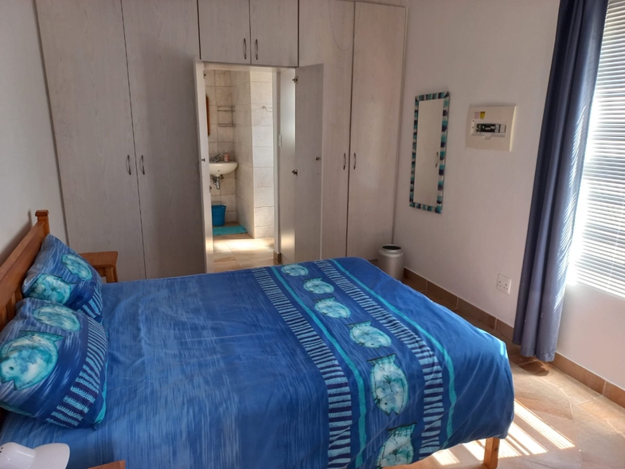 To Let 3 Bedroom Property for Rent in Wavecrest Eastern Cape